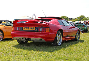 Castle_Combe_Circuit_Lotus_Esprit_GT3_Red