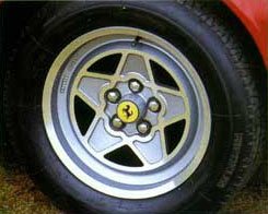 FerrarI_308_GTBiQV_Alloy_Wheel