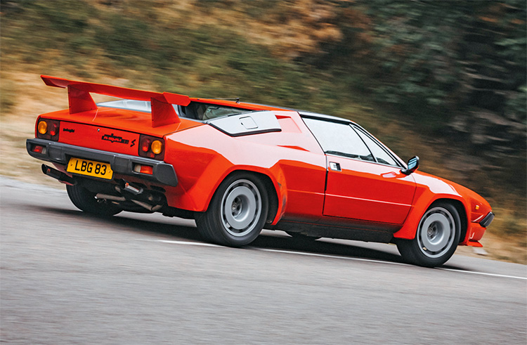 Lamborghini_Jalpa_Side