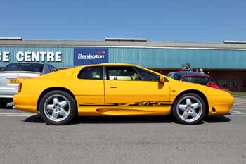 Lotus_Esprit_GT3_1999_Yellow