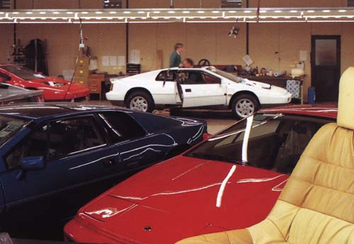 Lotus_Esprit_Assembly_line