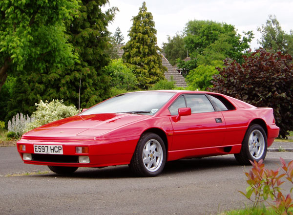 Lotus_Esprit_Respray_Finished