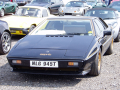 Lotus_Esprit_S2_Black