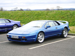 Lotus_Esprit_S300_NA