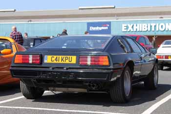 Lotus_Esprit_S3_1985_Black_rear