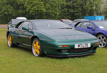 Lotus_Esprit_S4_1995_Commemorative_Edition