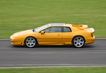 Lotus_Esprit_S4_Yellow_1993