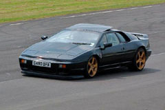 Lotus_Esprit_SE_Black_Track