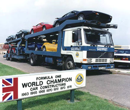 Lotus_Esprit_SE_Leaving_Hethel_Factory