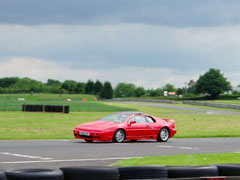 Lotus_Esprit_SE_Red_Track