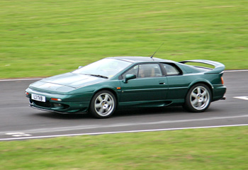 Lotus_Esprit_V8_Twin_Turbo_1996