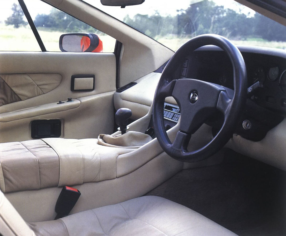 Lotus_Esprit_X180_Leather_Interior