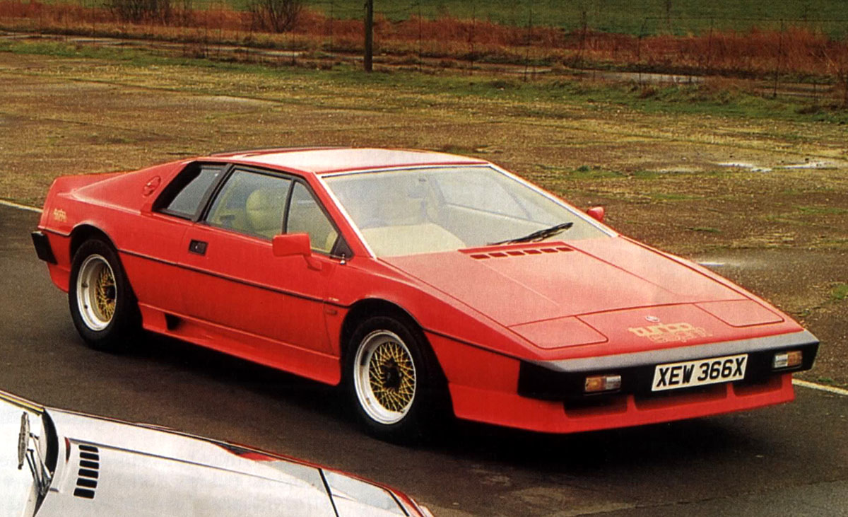 Lotus_Turbo_Esprit_1982_Red.jpg