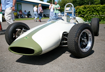 Lotus_Type_25_White