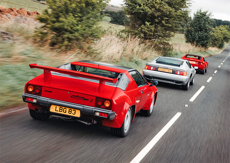 Rear_View_Ferrari_328GTS_vs_Lotus_Esprit_Turbo_vs_Lamborghini_Jalpa