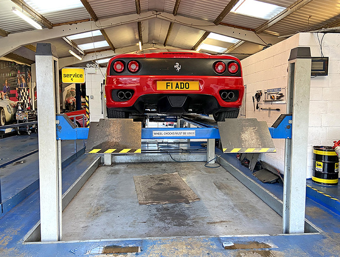 Ferrari_360_service