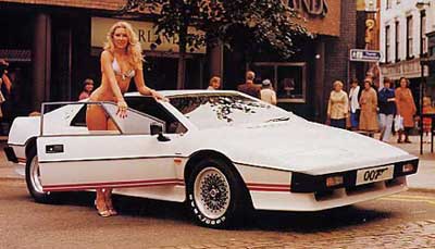 James_Bond_Lotus_Esprit_Turbo