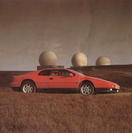 Lotus Esprit 1988 Side View