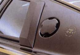 Lotus_Esprit_JPS_Fuel_Cap