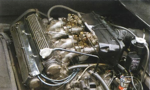 Lotus_Esprit_S2_Engine