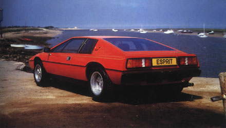 Lotus_Esprit_S2_Rear