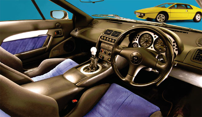 Lotus_Esprit_S350_Interior