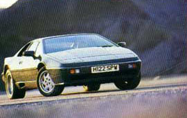 Lotus_Esprit_Turbo_1991_Front