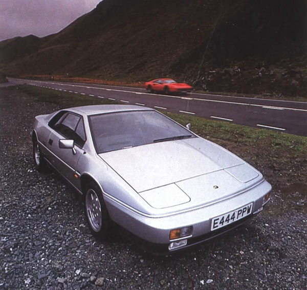 Lotus_Esprit_Turbo_Silver