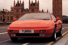 Lotus_Esprit_X180_Red_London_Parliament